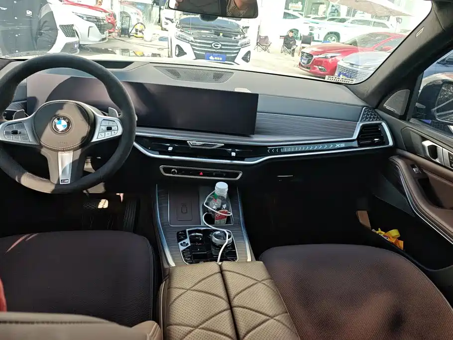 BMW X5 — миниатюра 12