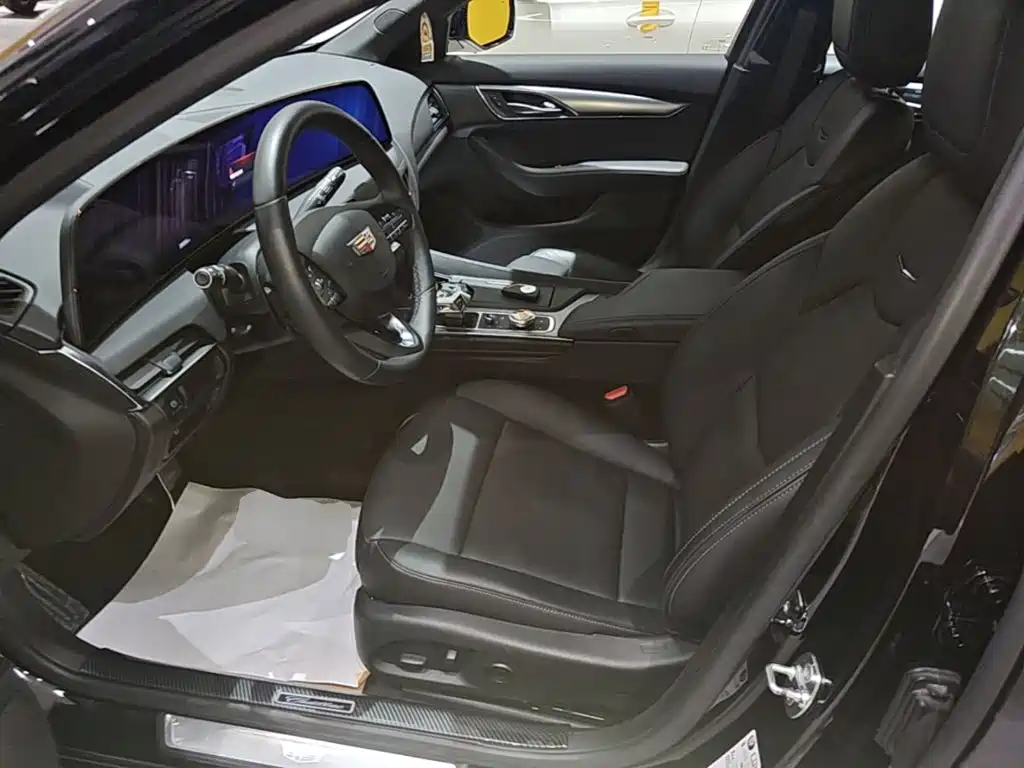 Cadillac CT5 — миниатюра 15