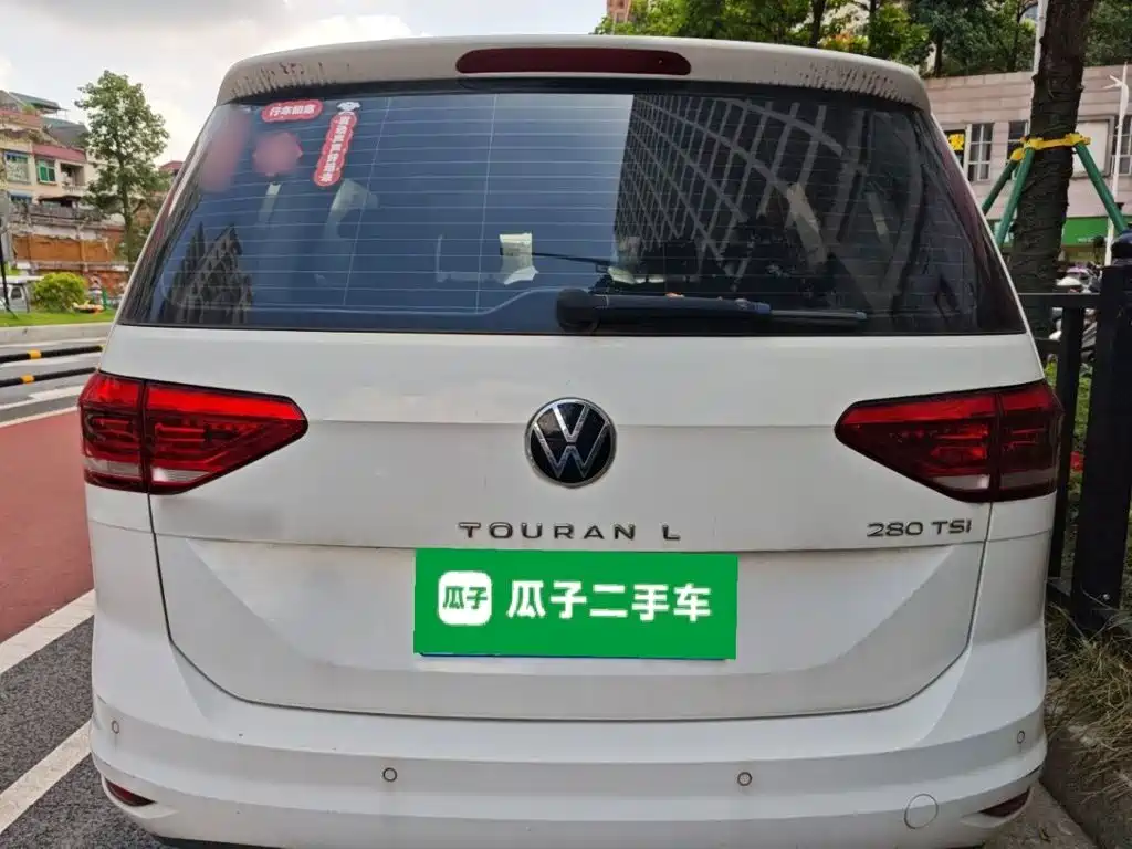 Volkswagen Touran — миниатюра 3