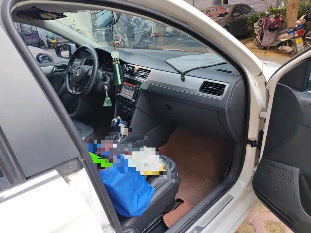 Volkswagen Santana — миниатюра 19
