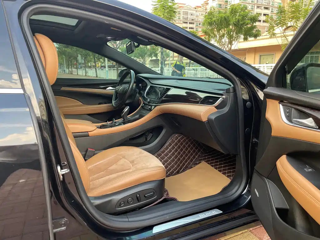 Buick LaCrosse — миниатюра 9