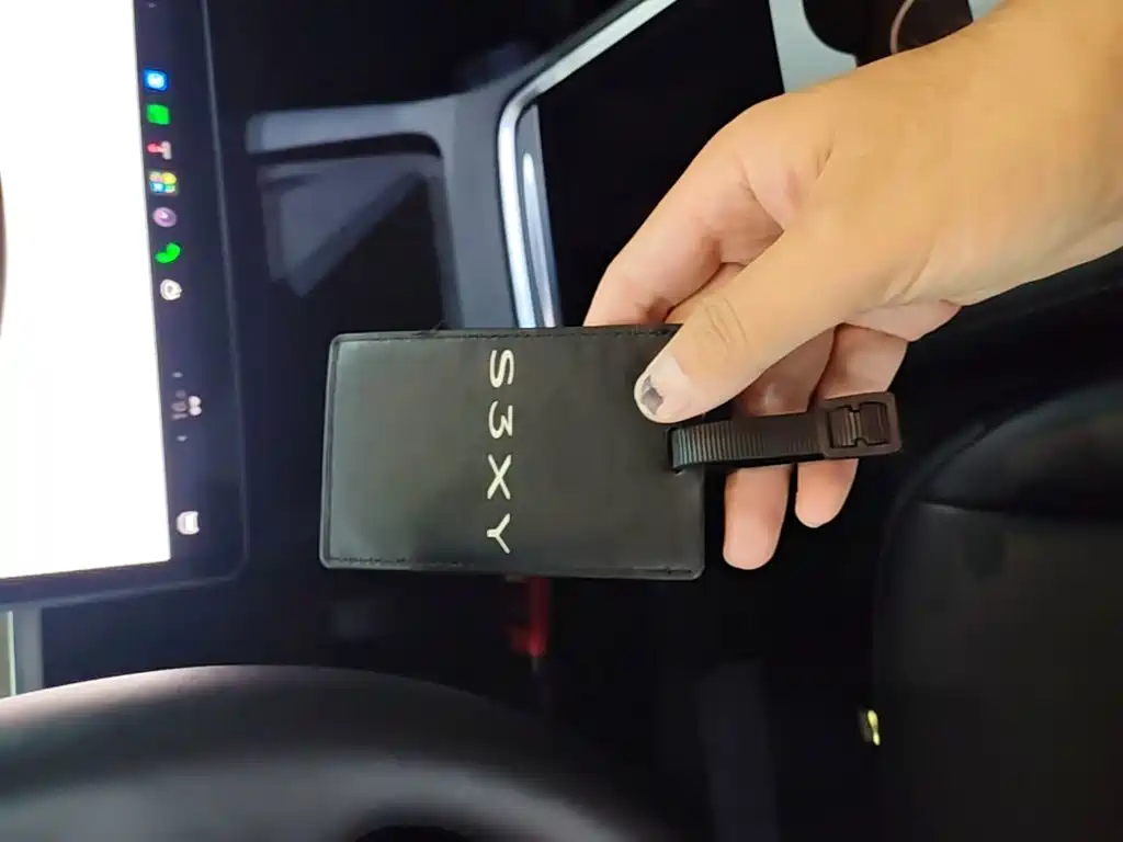 Tesla Model 3 — миниатюра 9