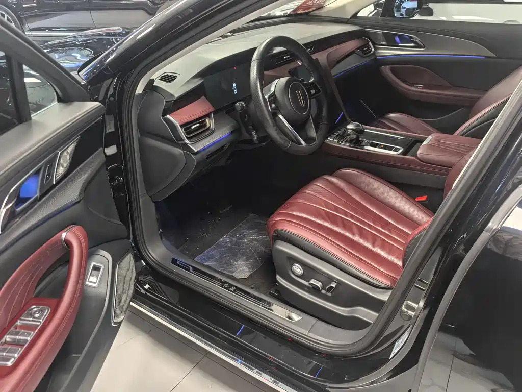 Hongqi Hongqi H5 — миниатюра 12