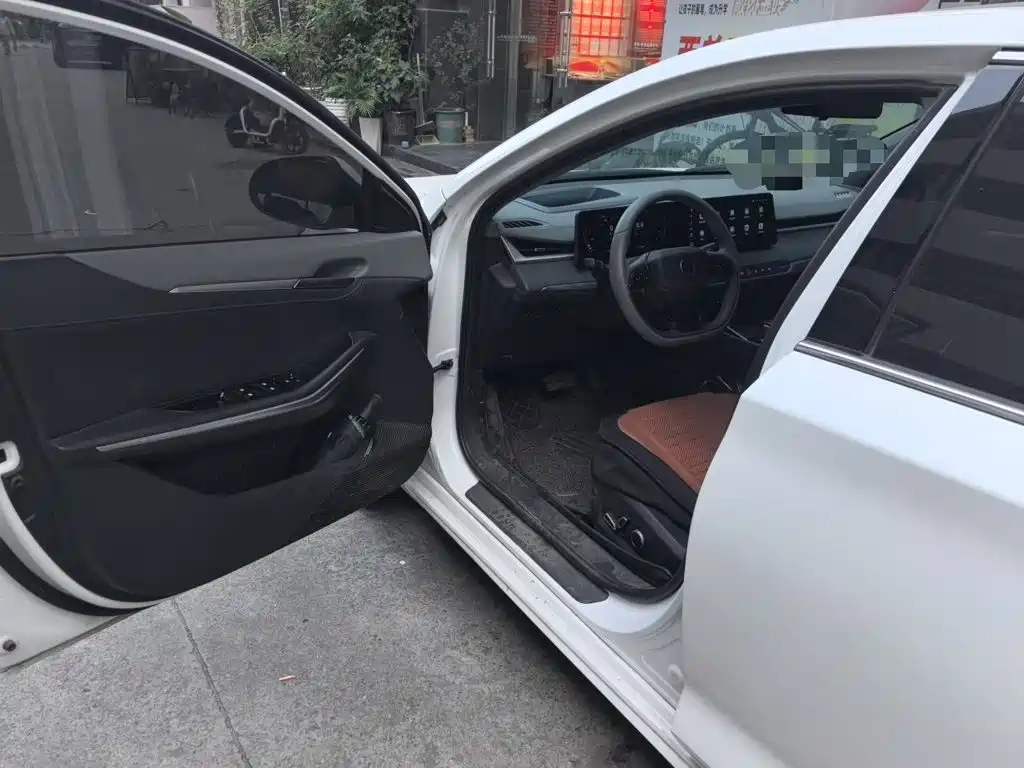 Changan Ruicheng PLUS — миниатюра 12