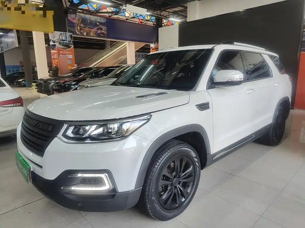 Changan CS95 — миниатюра 2