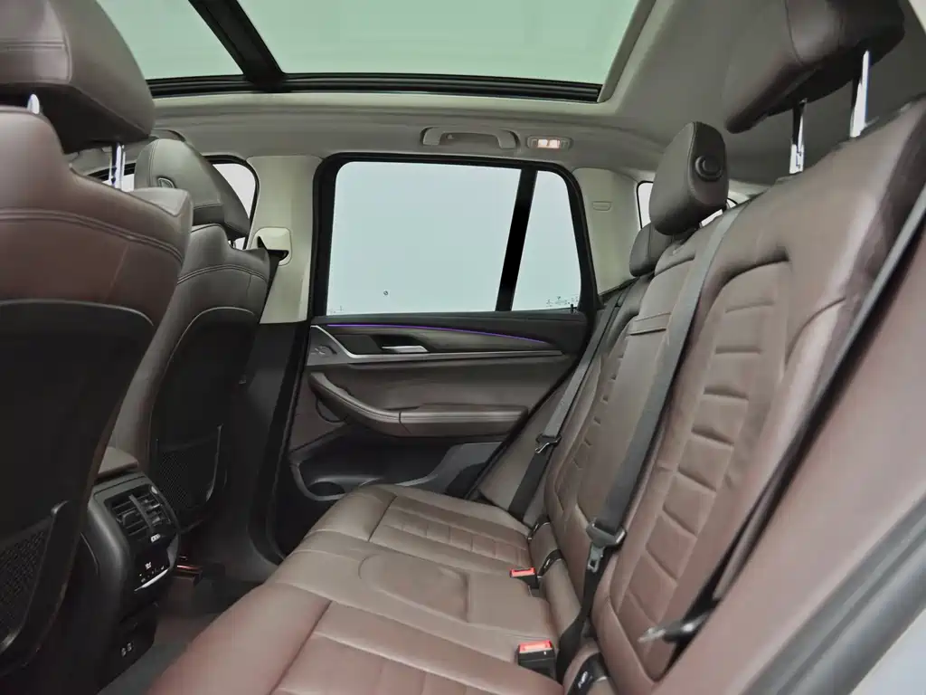 BMW X3 — миниатюра 8