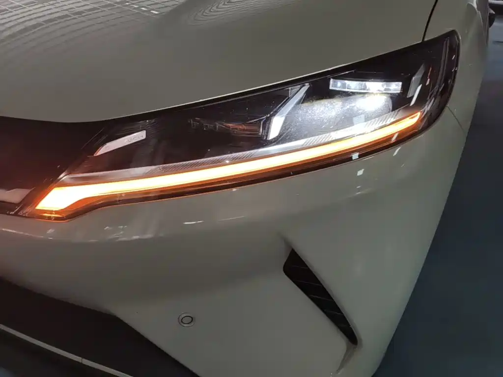 BYD Yuan UP — миниатюра 24