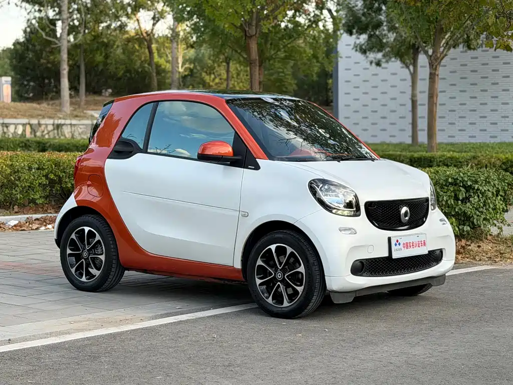 smart Smart Fortwo — миниатюра 3