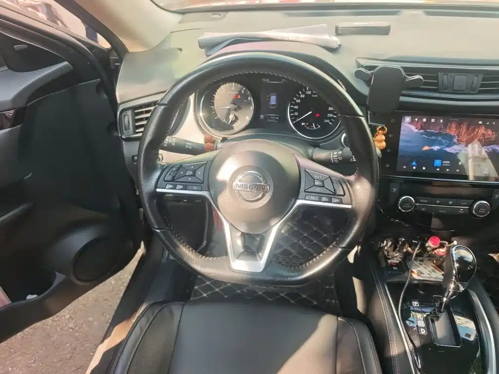 Nissan X-Trail — миниатюра 6