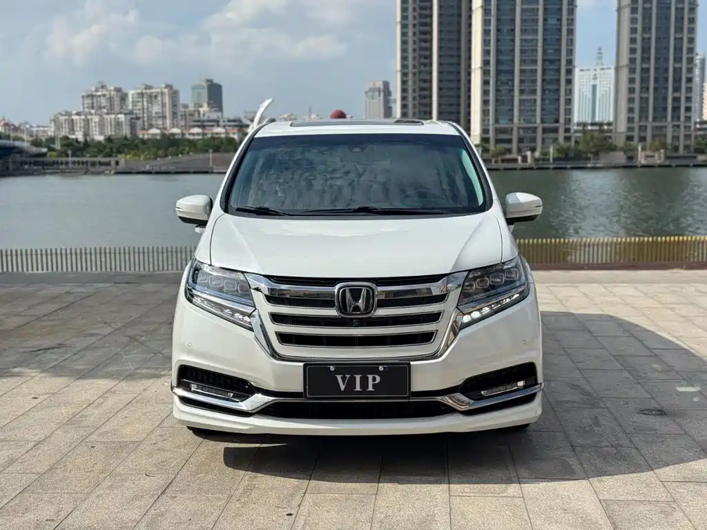 Honda Elysion — миниатюра 3