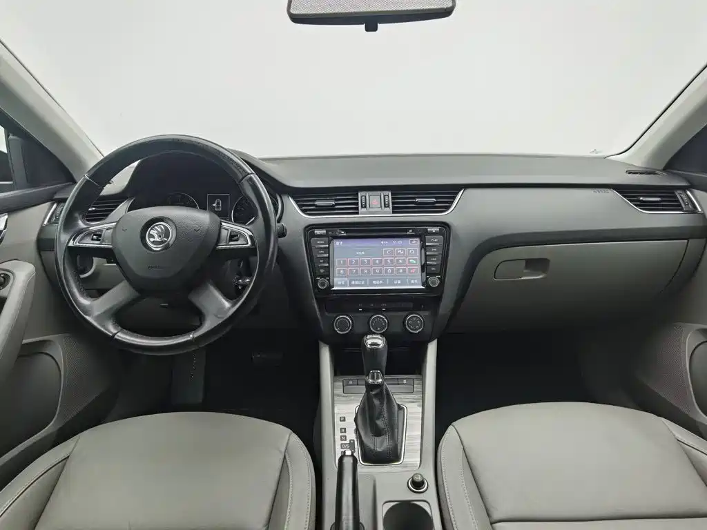Skoda Octavia — миниатюра 5