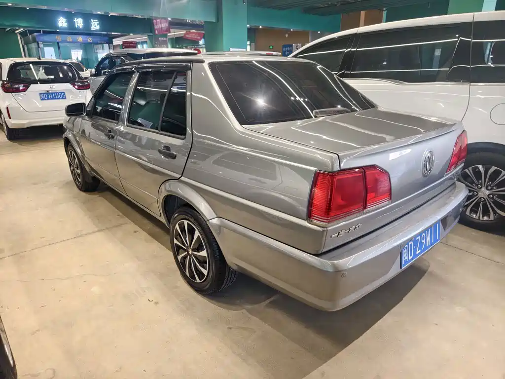 Volkswagen Jetta — миниатюра 4
