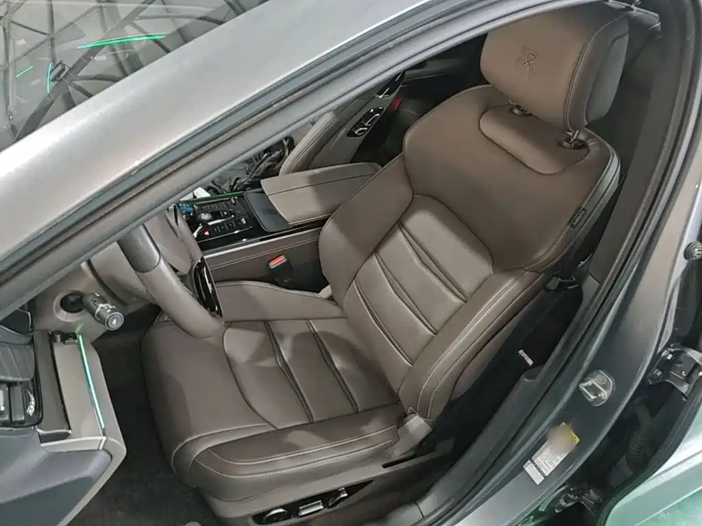 BYD Han — миниатюра 15