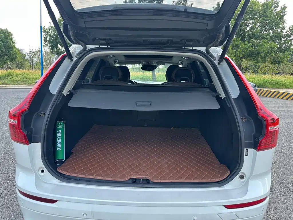 Volvo XC60 — миниатюра 20