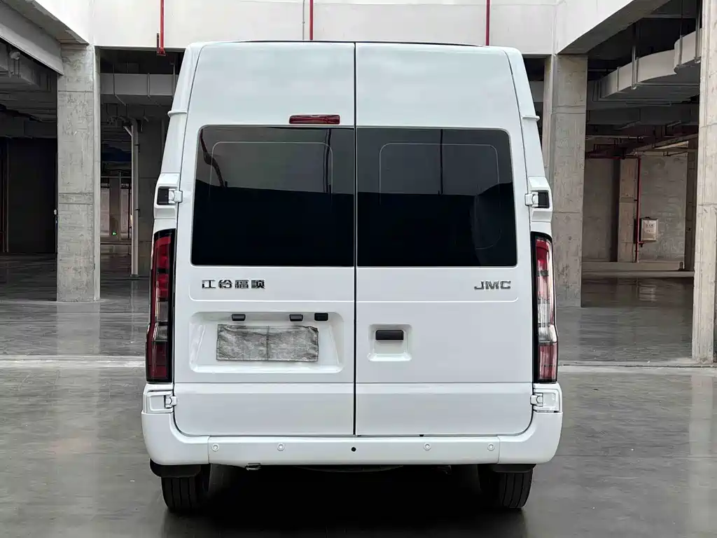 JMC JMC Fushun — миниатюра 6