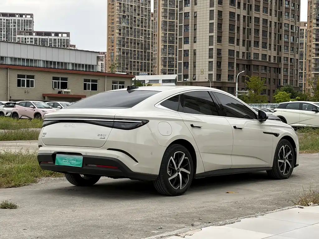 BYD Seal 07 DM-i — миниатюра 4