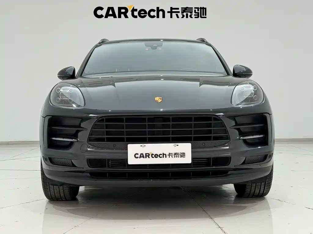 Porsche Macan — миниатюра 3