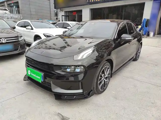 2021 Lynk & Co 03