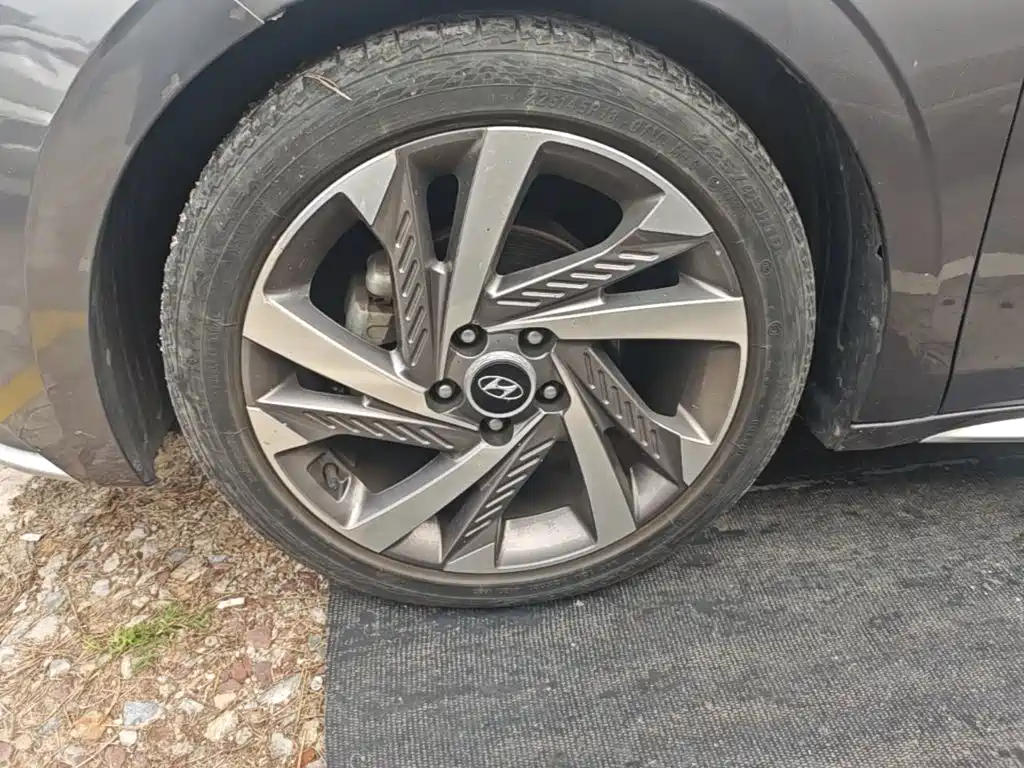 Hyundai Mistra — миниатюра 23