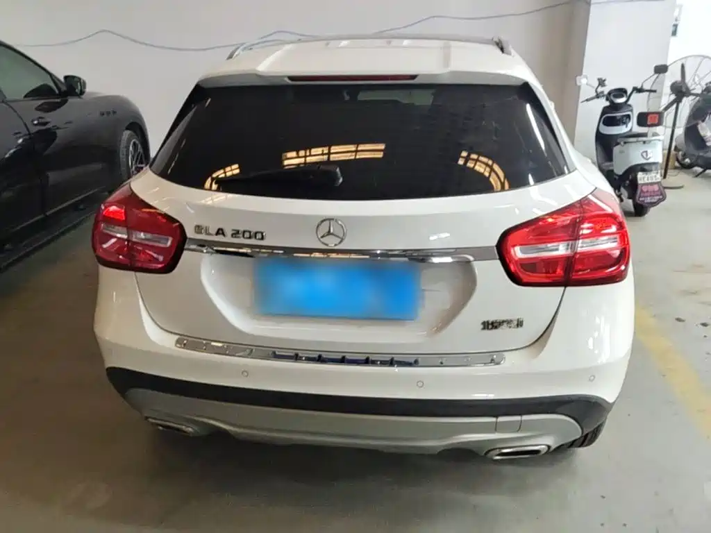 Mercedes-Benz GLA — миниатюра 6