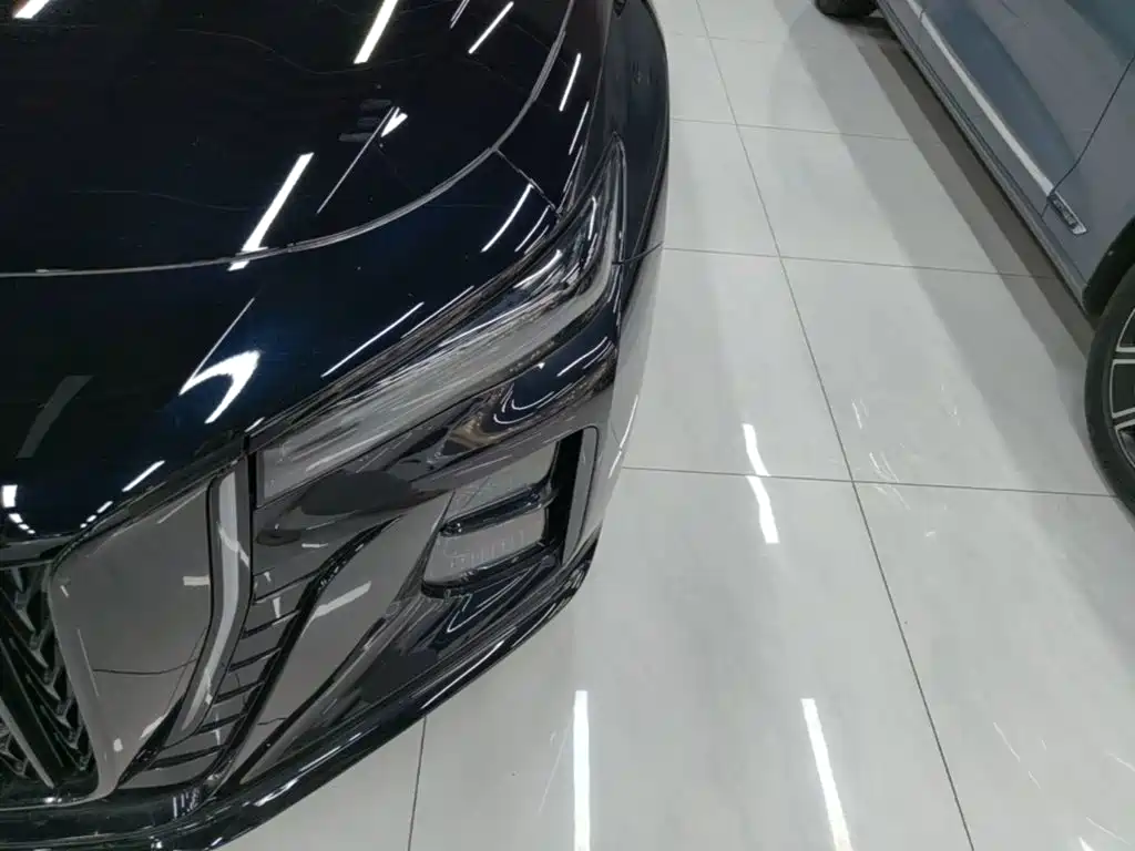 Hongqi Hongqi H5 — миниатюра 24