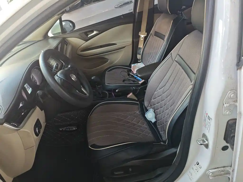 Buick Verano — миниатюра 8