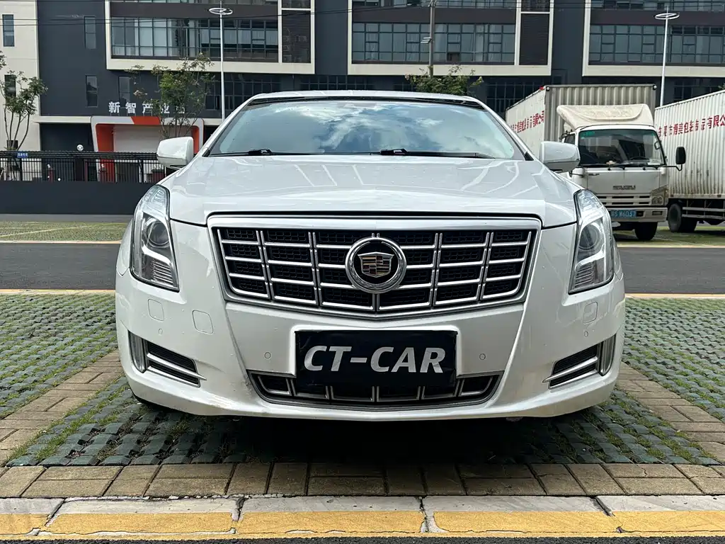 Cadillac XTS — миниатюра 2