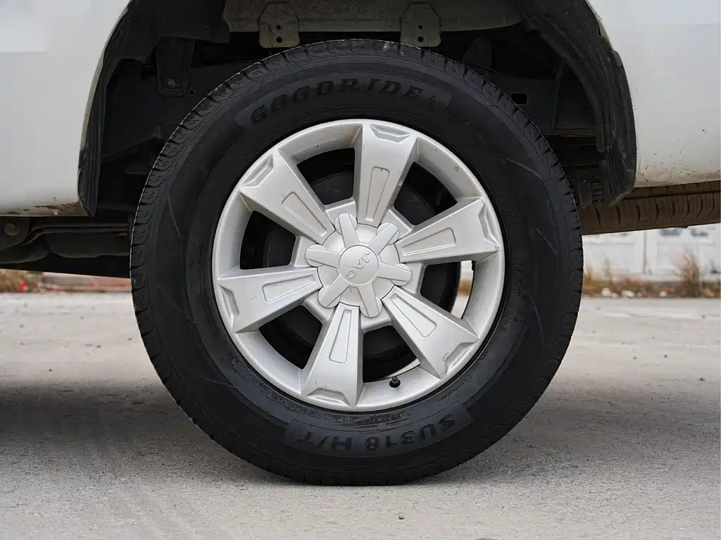 JIANGQI GROUP JAC T6