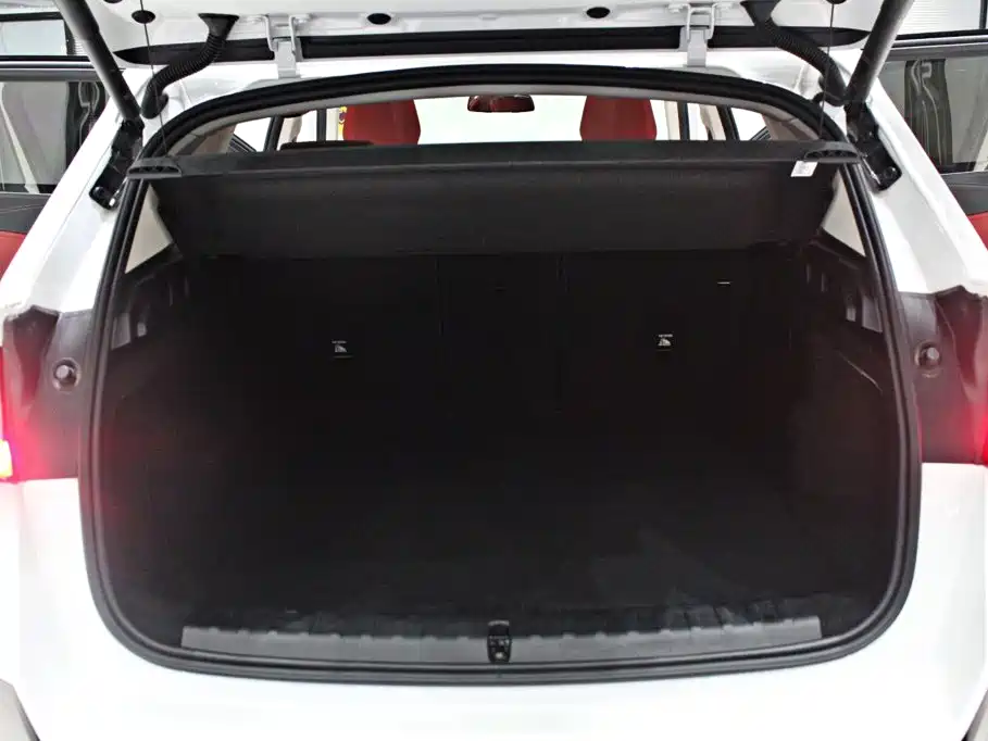 BMW iX1 — миниатюра 13
