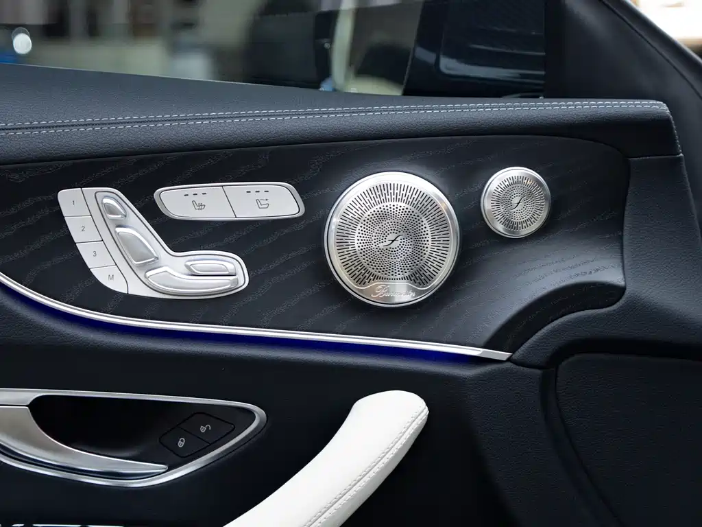 Mercedes-Benz E-Class (Import) — миниатюра 14
