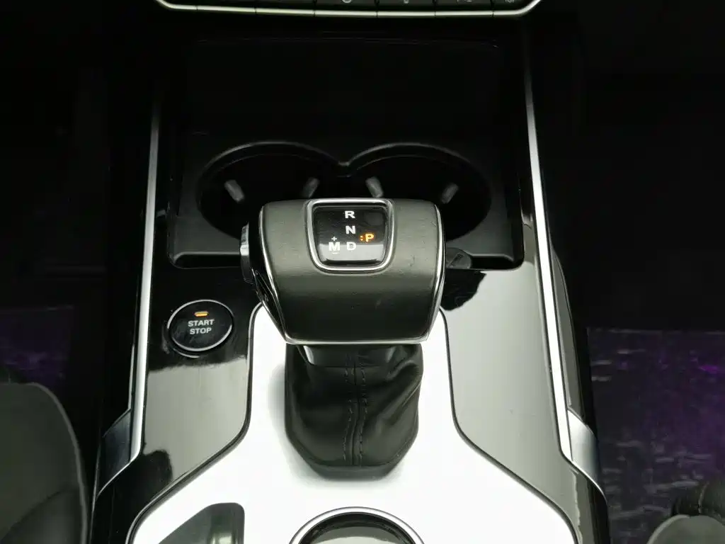 Hongqi Hongqi HS5 — миниатюра 13
