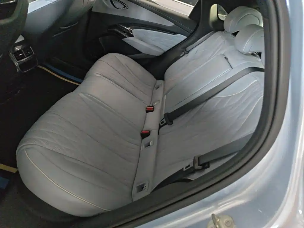 BYD Seal — миниатюра 17