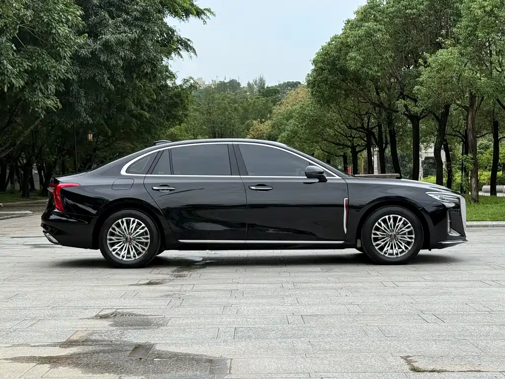 Hongqi Hongqi H5 — миниатюра 31