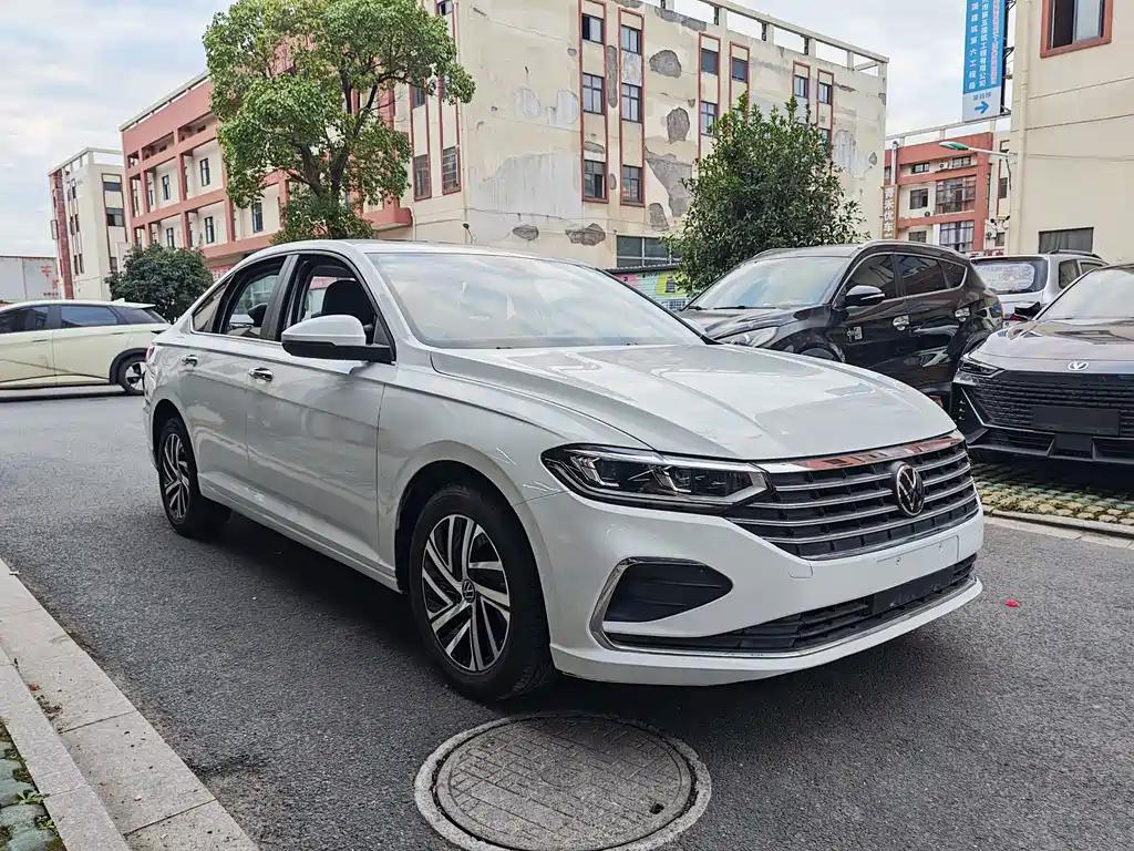 Volkswagen Lavida — миниатюра 3