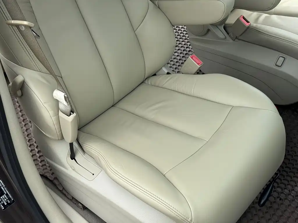 Buick GL8 — миниатюра 23
