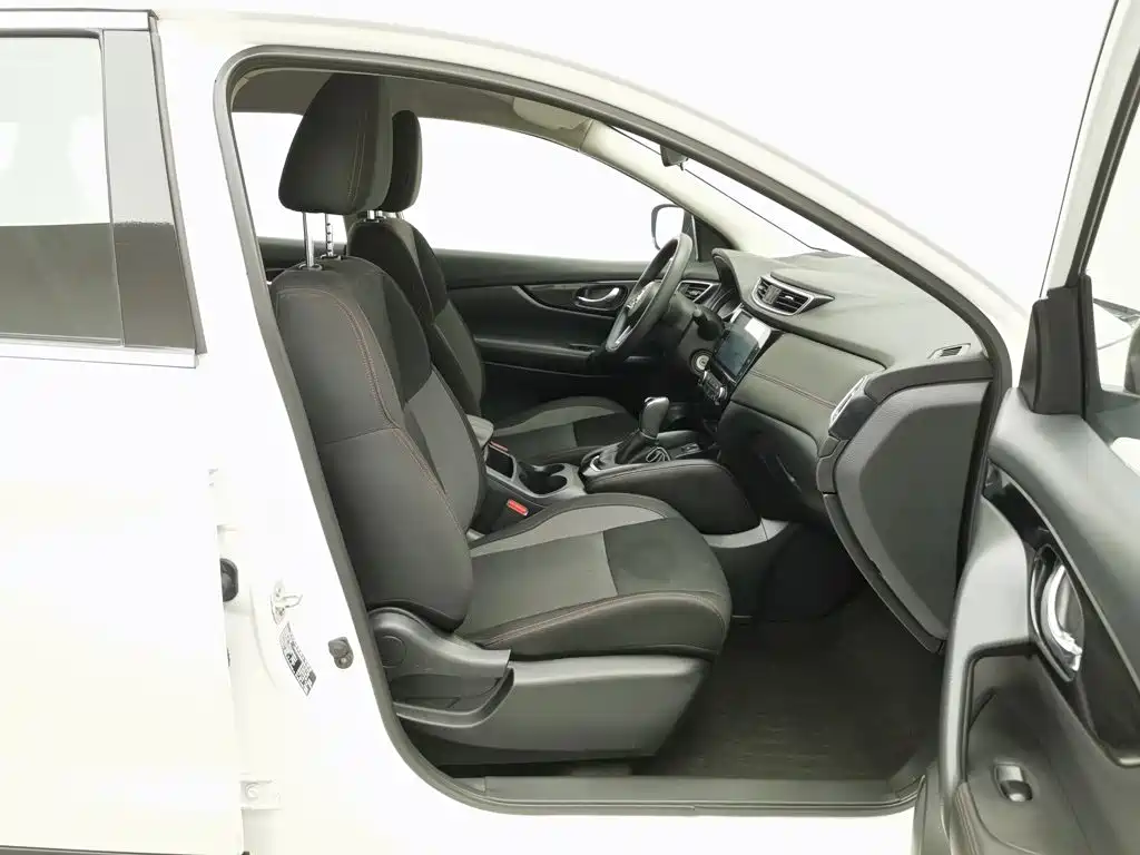 Nissan Qashqai — миниатюра 23