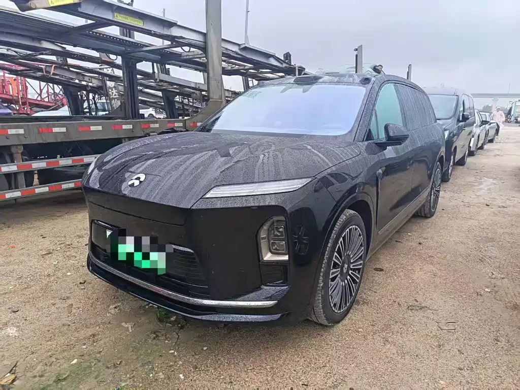 Nio ES8 2025