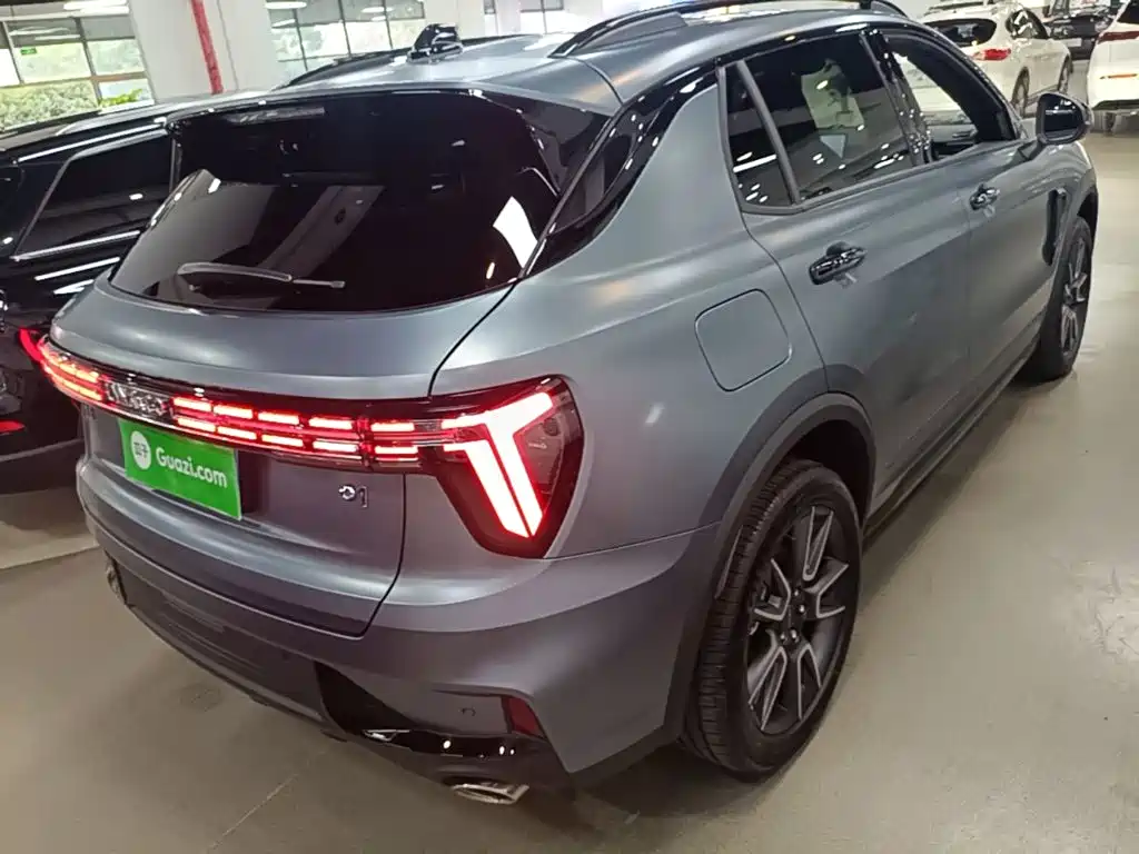 Lynk & Co 01 — миниатюра 7