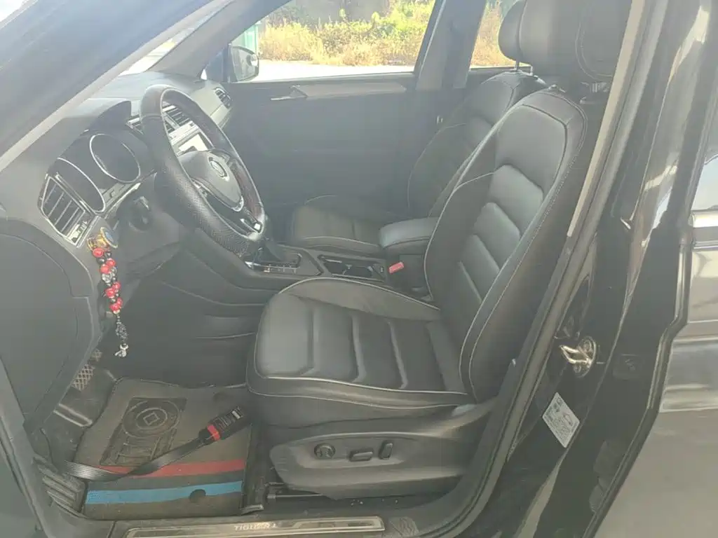 Volkswagen Tiguan L — миниатюра 15