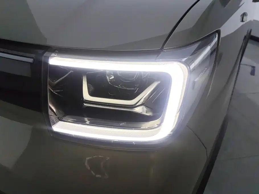 Wuling MINIEV — миниатюра 5