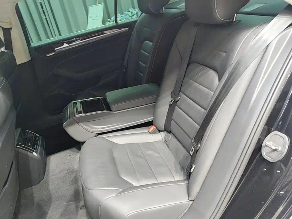 Volkswagen Phideon — миниатюра 17