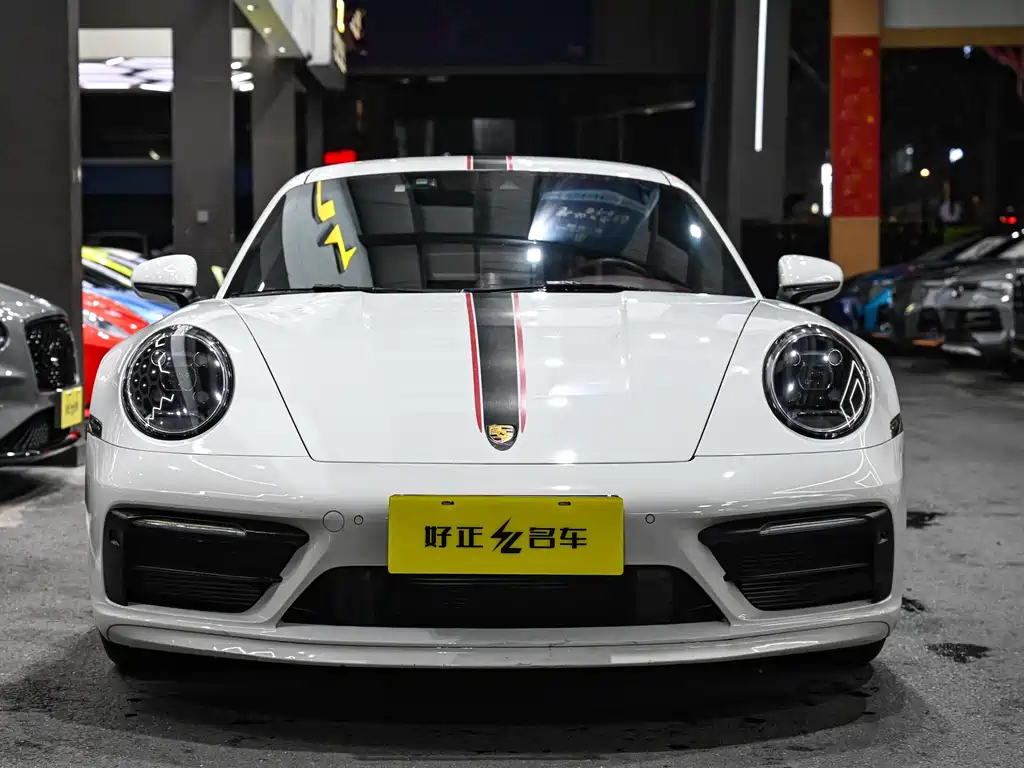 Porsche 911 2023