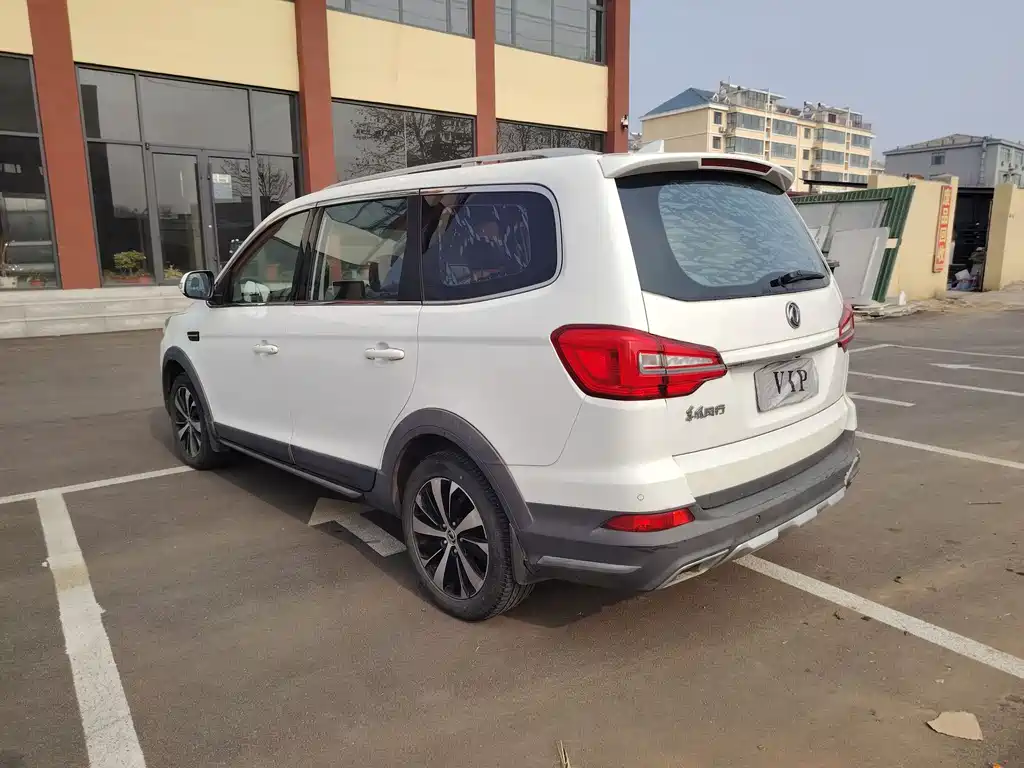 DONGFENG JINGYI X6