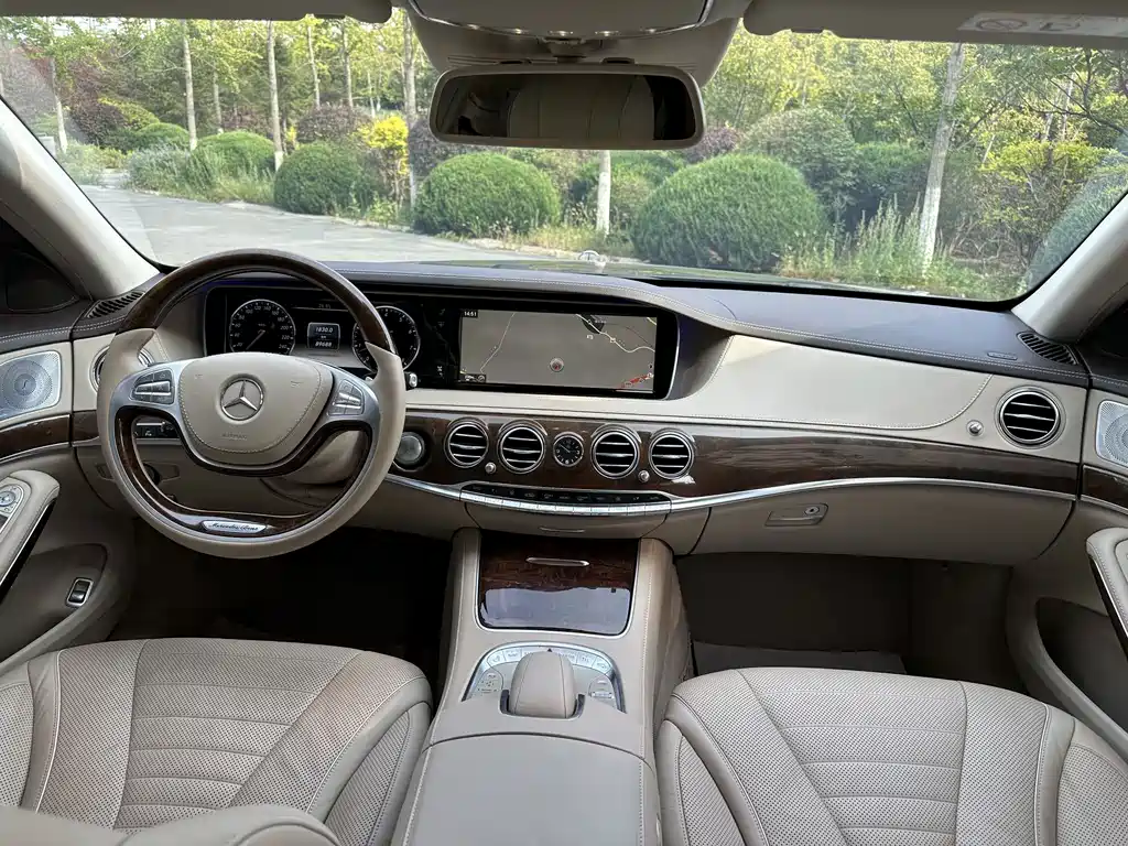 Mercedes-Benz S-Class — миниатюра 11