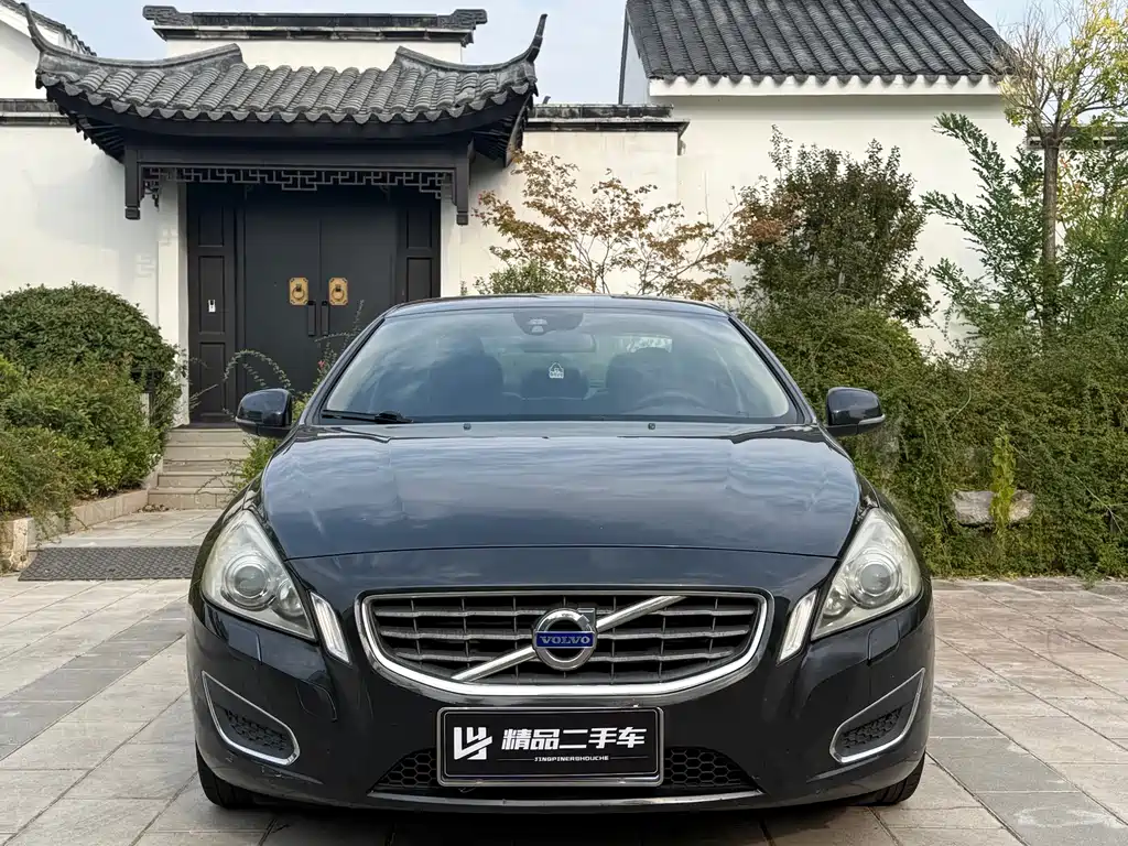Volvo S60 (Import) — миниатюра 2