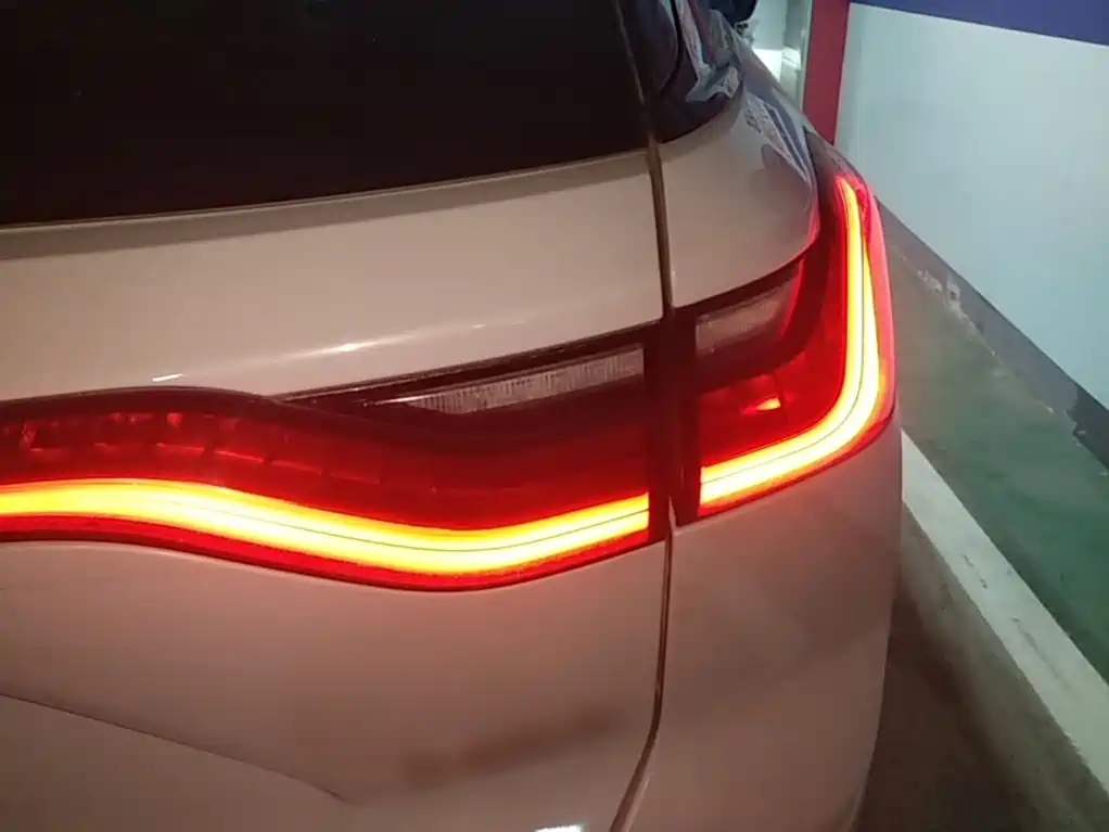 NIO ES8 — миниатюра 8
