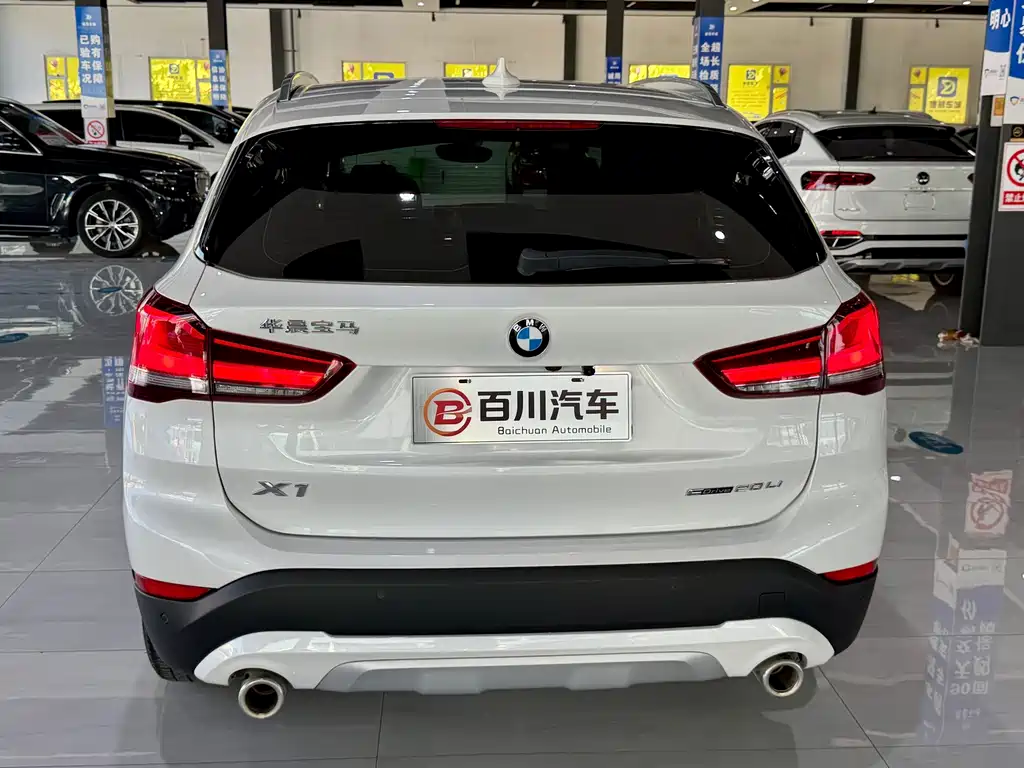 BMW X1 — миниатюра 10