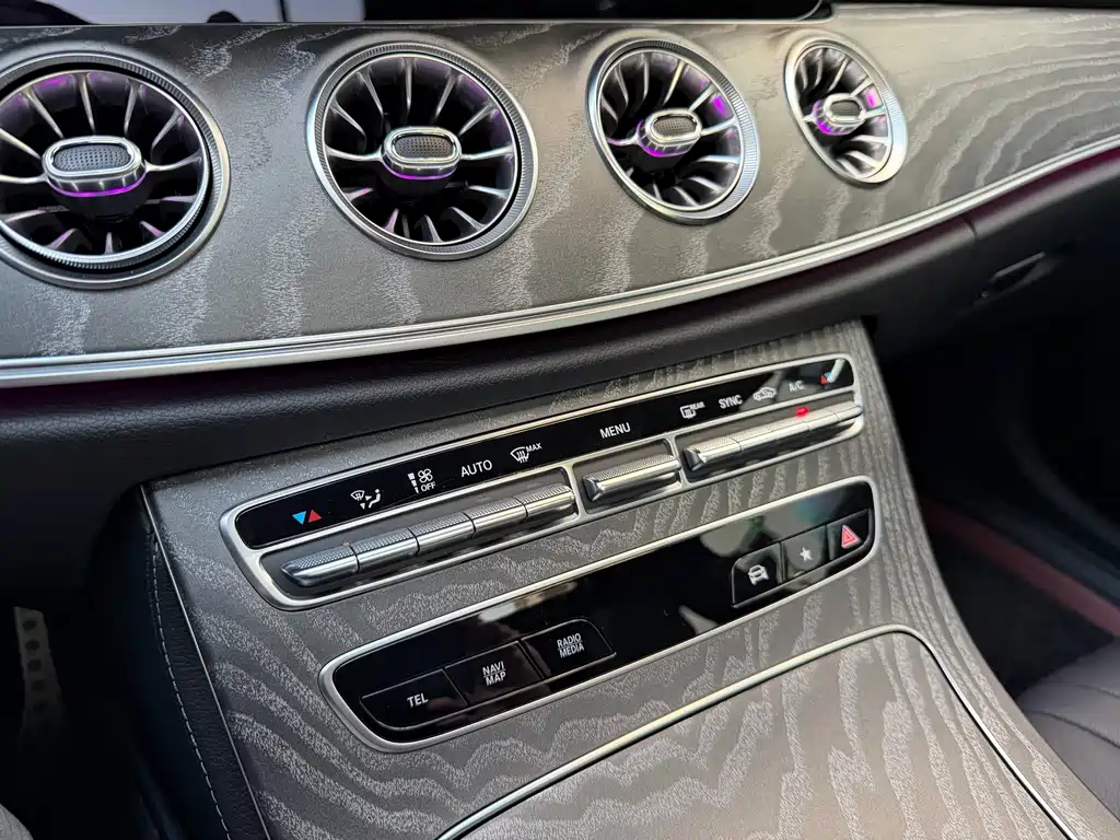 Mercedes-Benz CLS — миниатюра 21