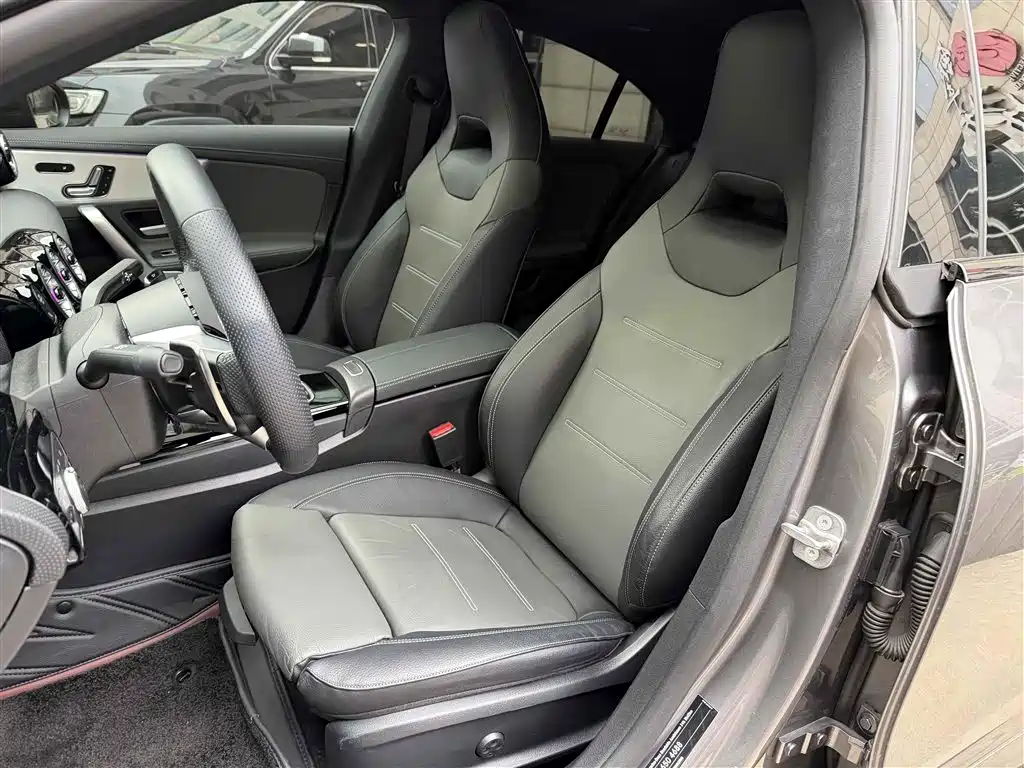 MERCEDES-BENZ CLA AMG