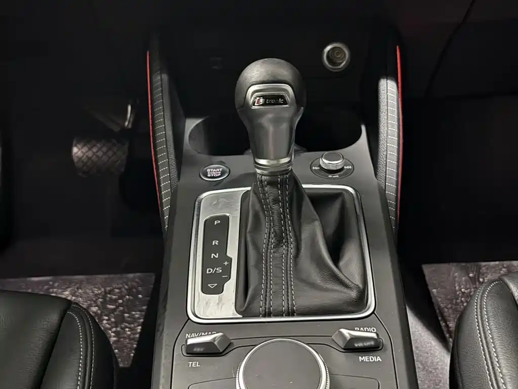 Audi Q2L — миниатюра 16